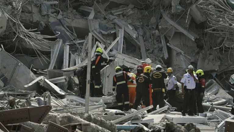 67e73035cf5e3-myanmar-earthquake-283130283-16x9