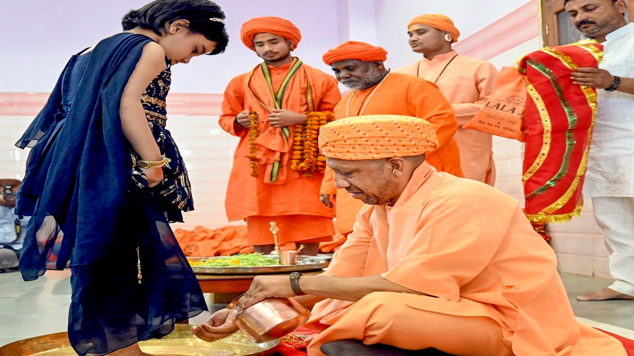 UP CM on Ram Navami in Gorakhpur