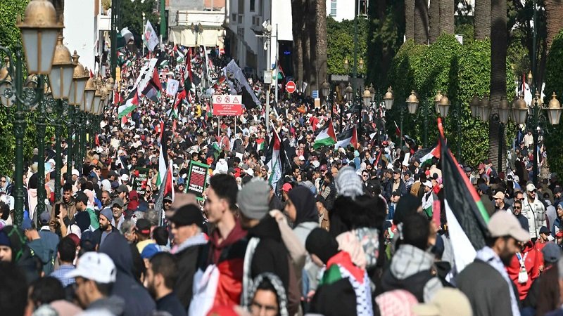 बड़े-पैमाने-पर-विरोध-प्रदर्शन