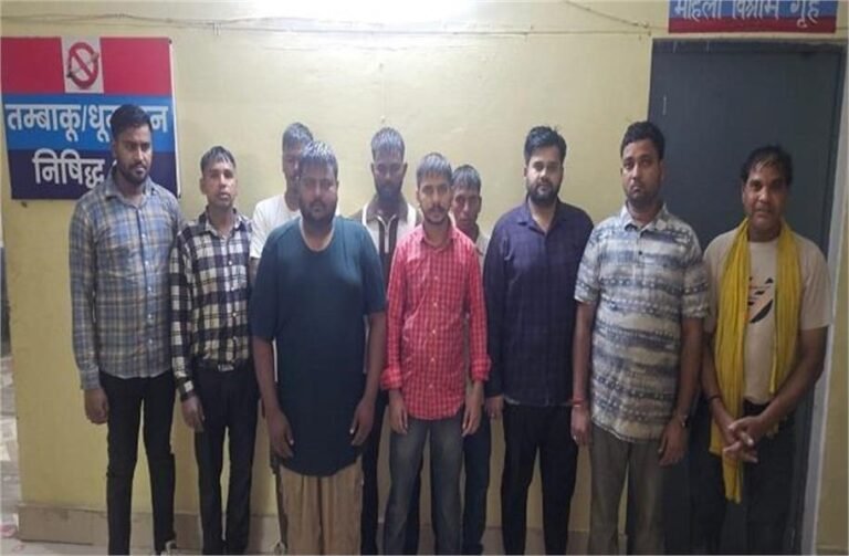 2025_7image_12_16_164562446w4-ll